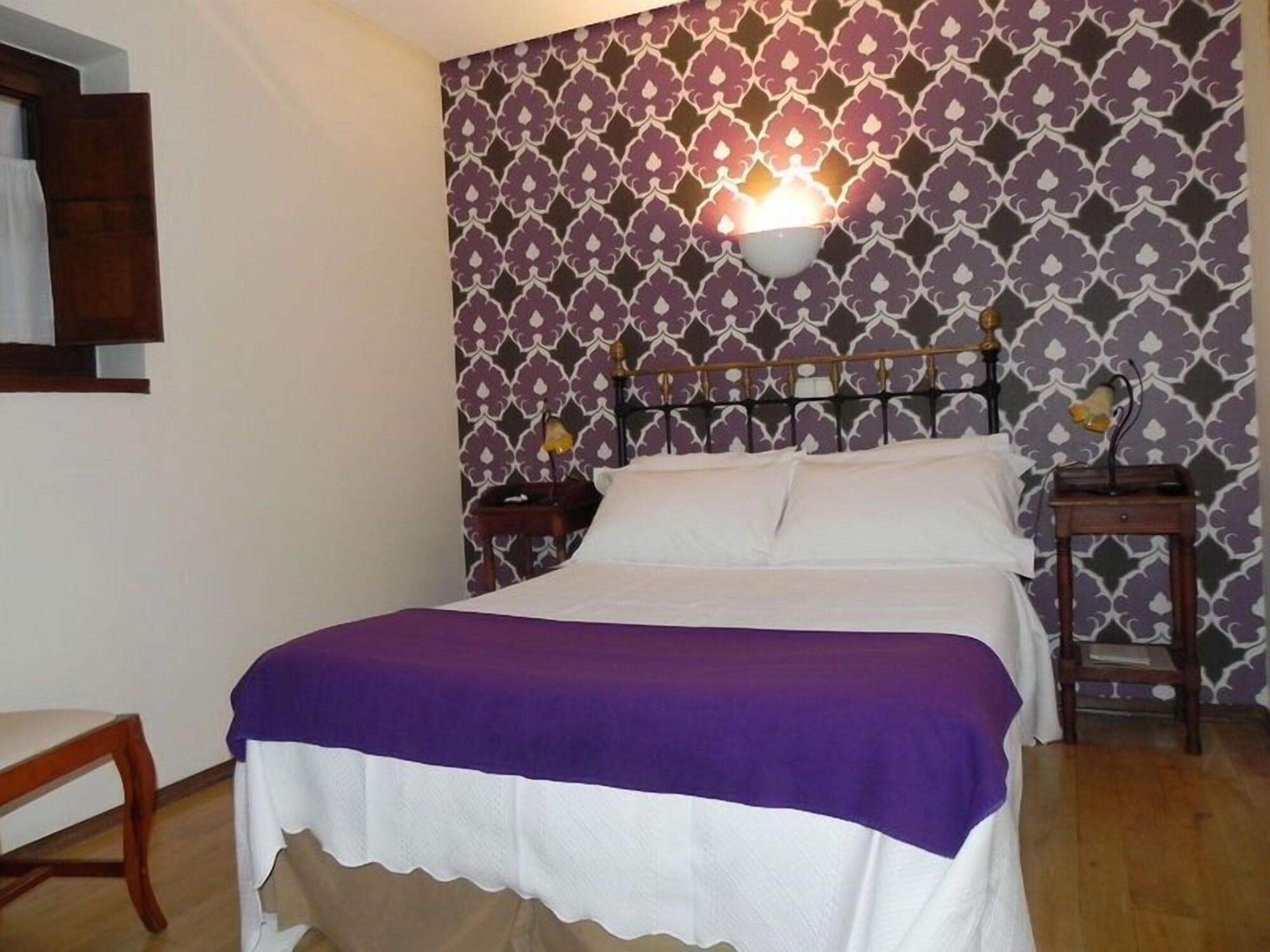 Hotel Castillo Valdes Salas Екстериор снимка